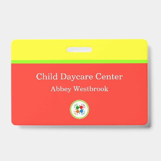 Joyeux enfants Garderie Logo Modèle Nom Badges (Avant)