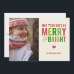 Joyeux et lumineux Noël/ Carte photo de vacances<br><div class="desc">Célébrez la saison des Fêtes avec cette carte de vacances Joyeuse et Lumineuse de Berry Berry Sweet. Produits correspondants :</div>