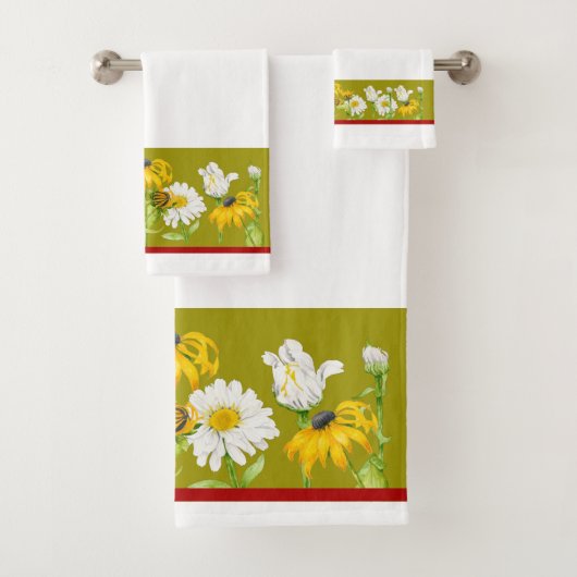 Joyeux été sur un ensemble de serviettes de bain (En situation)