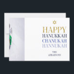Joyeux Hanoukka Chanukah Carte photo de vacances<br><div class="desc">La conception simulée de feuille d'or Faux est incorporée dans cette conception. Personnalisez le texte personnalisé ci-dessus. Vous pouvez trouver d'autres éléments de coordination dans notre collection "Happy Hanoukka Chanukah".</div>