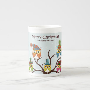 Joyeux hibou de Noël sur l'os d'arbre Chine Mug