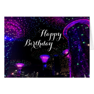 Joyeux Jardins d'anniversaire près de la carte Bay