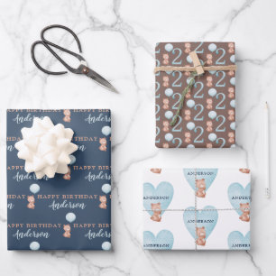 Joyeux papier d'enveloppement d'ours pour le 2e an