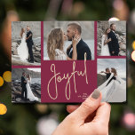Joyeux Script photo Carte de Noël<br><div class="desc">Les cartes de fin de année de Noël multiphoto mettent en vedette vos noms et le mot Joyful en lettres chic sur un arrière - plan de canneberge. Il vous suffit de télécharger vos photos préférées et d'ajouter votre personnalisation au dos. Sélectionnez Haute Définition pour obtenir la meilleure qualité de...</div>