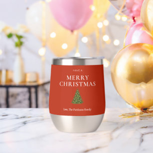 Joyeux voeux de Noël avec arbre sur coutume rouge