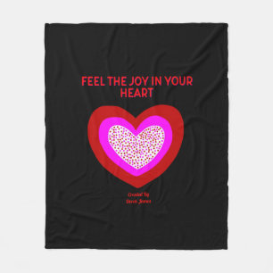 Joyful Heart Medium Fleece Blanket Deken