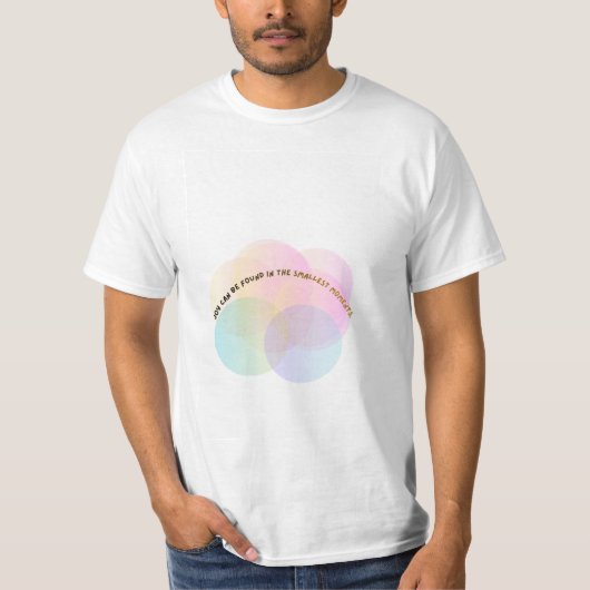 Joyful Living Tee – Pastel Circle Print T-shirt (Voorkant)