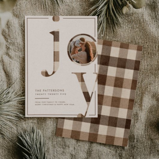 Joyful Rustic Brown Gingham Family Photo Christmas Feestdagenkaart