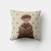 Juif Boy Reading Aleph-Bet Coussin (Recto)