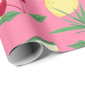 Juike vruchten op een roze rode achtergrond. cadeaupapier (Rol Hoek)