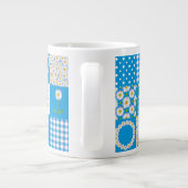 Jumbo Coffee Mok: Daisychains, Faux Patchwork Mok (Achterkant)
