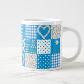 Jumbo Coffee Mok: Daisychains, Faux Patchwork Mok (Rechts)