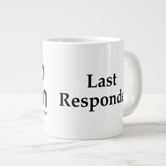 Jumbo Dernier Responder Mug (Devant droit)