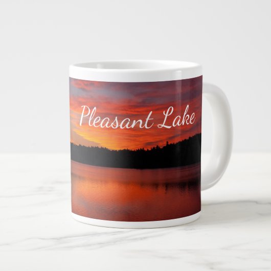 Jumbo Pleasant Lake Sunset Photo Mug (Devant droit)