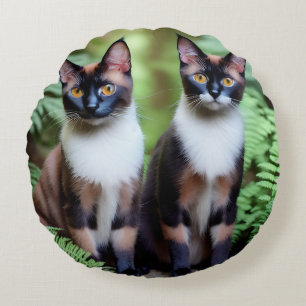 Jumeaux de chats siamois, Coussin rond