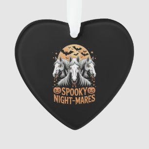 Juments Halloween de nuit effrayante de chevaux
