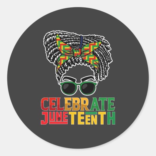 Juneteenth Messy Bun Celebrating Black Freedom Ronde Sticker (Voorkant)