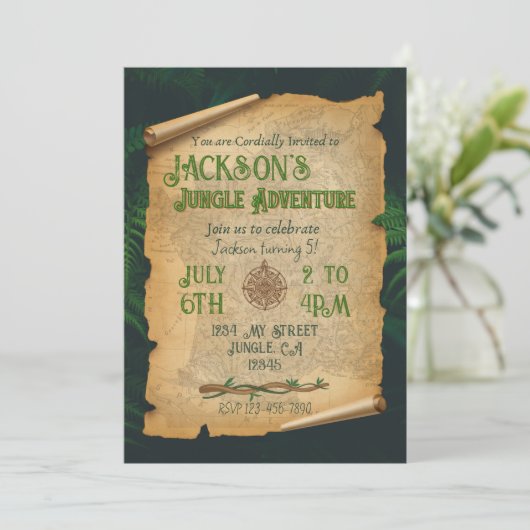 Jungle Aventure Thème Anniversaire Invitation (Debout devant)