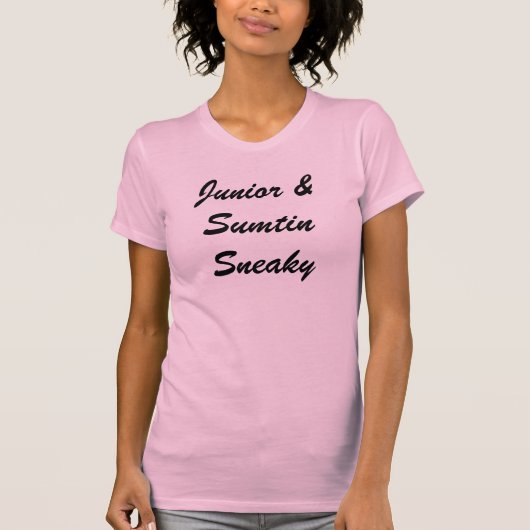 Junior & Sumtin Sneaky T-shirt (Voorkant)