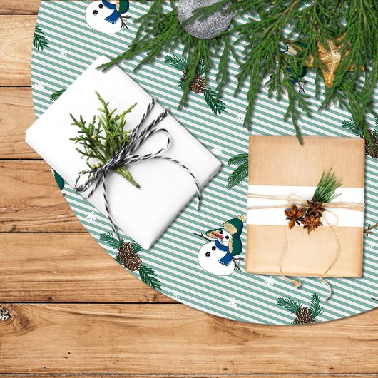 Jupon De Sapin En Polyester Brossé Simpáticos muñecos de nieve sobre fondo rayado