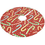 Jupon De Sapin En Polyester Brossé Sucres de canne rouges et blancs et neige (Angle)