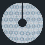 Jupon De Sapin En Polyester Brossé Winter Merveilles Ogee Motif Tree Jupe<br><div class="desc">Jupe d'arbre bleu et gris Wintry avec un motif d'ogee unique composé de flocons de neige,  tourbillons,  cercles et un ornement d'inspiration vintage.</div>