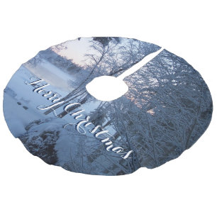 Jupon De Sapin Imitation Lin L'hiver sur le lac