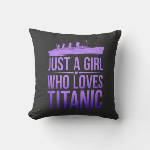 Just a Girl Who Loves Titanic: Perfect voor de Tit Kussen