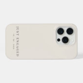 Just Engaged Minimalist Typography Soft Beige iPhone Hoesje (Achterkant horizontaal)