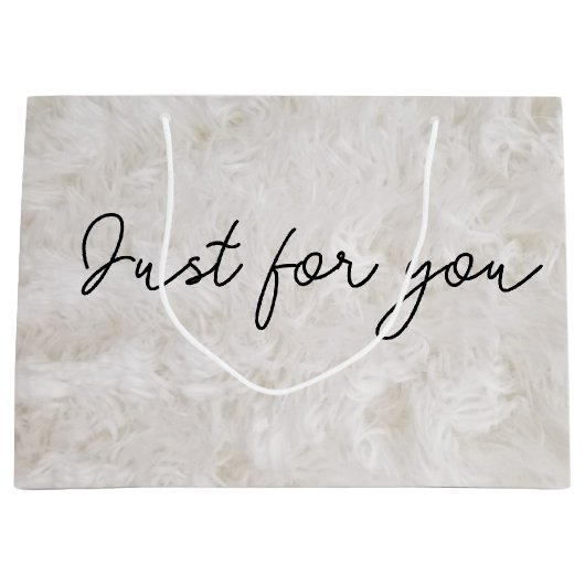 Just For You White Faux Fur Groot Cadeauzakje (Voorkant)