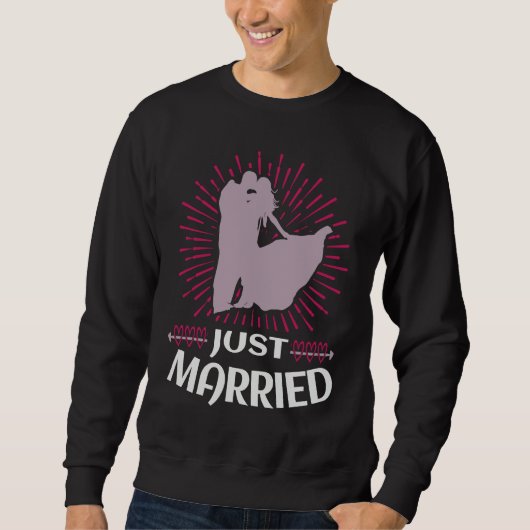Just Married Lovable Valentine Illustration Saying Trui (Voorkant)