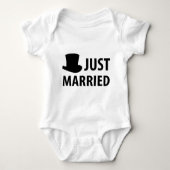 just married romper (Voorkant)