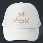 Juste marié Gold Foil et chapeau de camion blanc<br><div class="desc">Juste marié Gold Foil et Chapeau de camion blanc pour elle.</div>