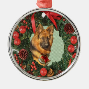 Juste un bijou d'un ornement de Noël de chien