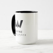 Justice League | Wayne Aerospace Logo Mok (Voorkant links)