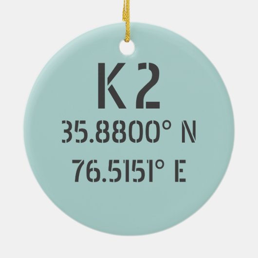 K2 Latitude en lengte Keramisch Ornament (Achterkant)