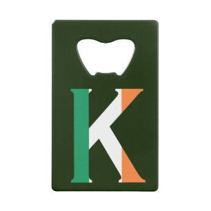 K Monogram overlay op Ierse vlag bot Kredietkaart Flessenopener