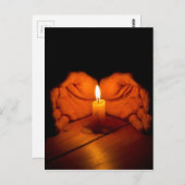 Kaars, handen, vlam, hout. briefkaart (Voorkant / Achterkant)