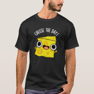 Kaas De Dag Grappig Voedsel Puns Donker BG T-shirt
