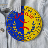 Kabylie laïque, badge rond 15 cm. (En situation)