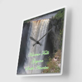 Kaieteur Wall Clock Vierkante Klok (Hoek)