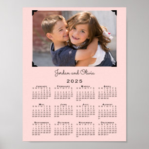 Kalender 2025 met uw foto en naam op roze poster