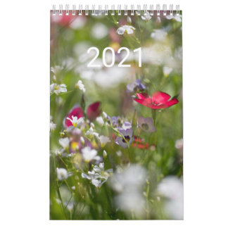 Kalender mit schönen Blumenmakros