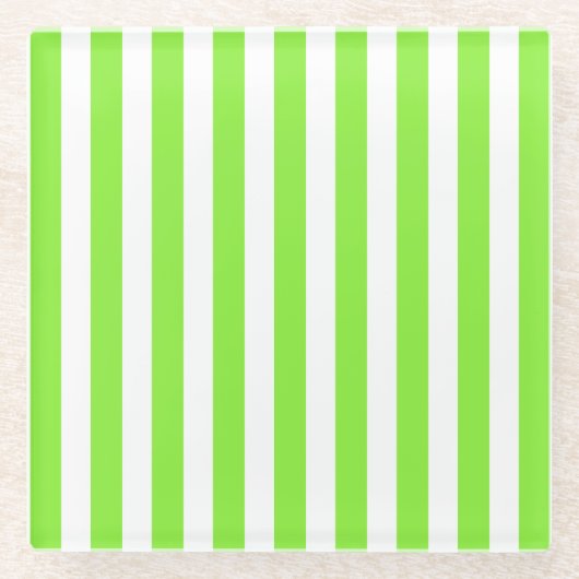 Kalkgroene strepen en witte snoepjes glazen onderzetter (Voorkant)