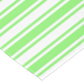 Kalkgroene strepen en witte snoepjes tafelkleed (Gekanteld)
