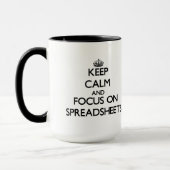 Kalm houden en focussen op spreadsheets mok (Links)