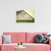 Kalona Barn Quilt Canvas Afdruk (Insitu (Woonkamer))