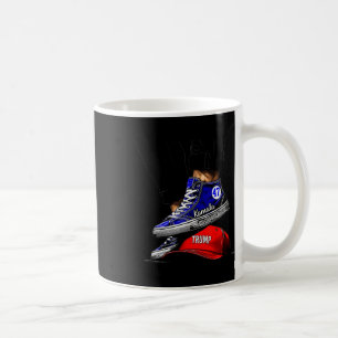 Kamala Harris 2024 High Heels stapt op rode mega Koffiemok