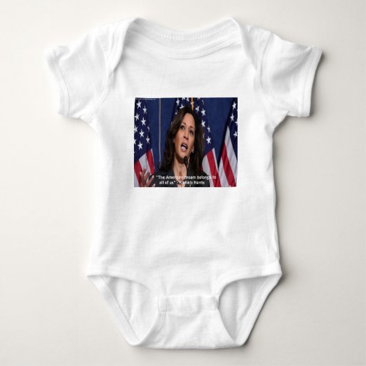 Kamala Harris & American Dream Quote Baby Bodysuit (Voorkant)