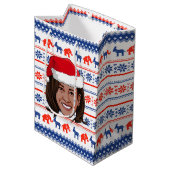 Kamala Harris Kerstmis Medium Cadeauzakje (Voorkant Gekanteld)
